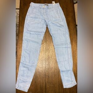 Tommy Bahama Women's Blue Tencel
Chambray All Day Relaxed Casual Pants